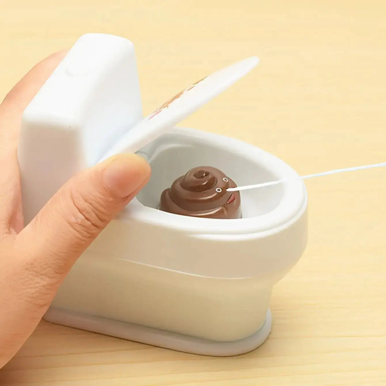 1PC-Novel Interesting Poop Spray Prank Toy Joke Cary Toys Mini Sprinkler Toilet Spray Gun Simulation Toilet Toy The WTF Store